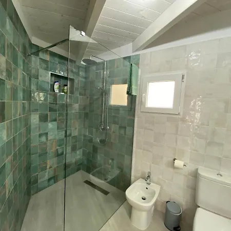 Bungalow With Private Terrace, New 아파트