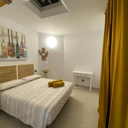 Bungalow With Private Terrace, New